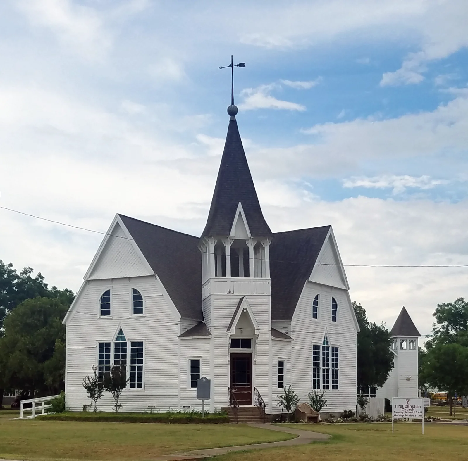 First Christian Church building in Anna, Texas